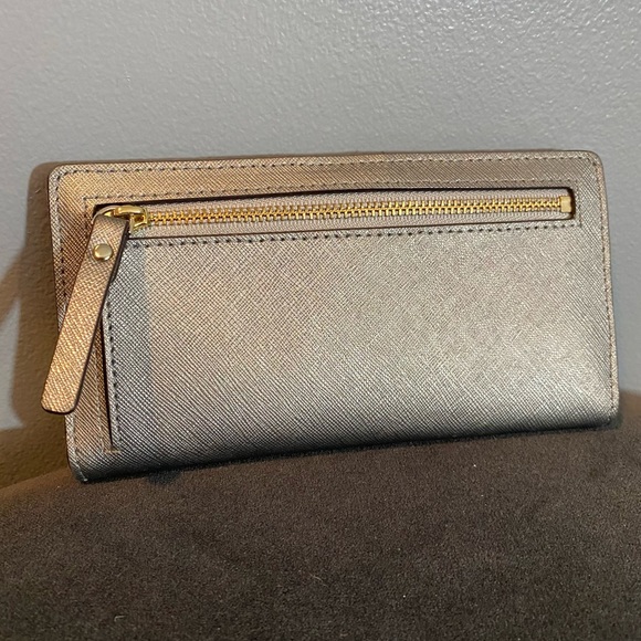 Kate Spade Stacy Wallet in Metallic Silver Saffiano Leather - Picture 2 of 14